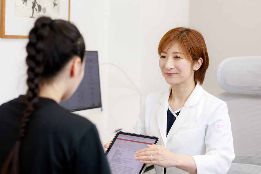 そばかす治療の費用相場と期間の目安